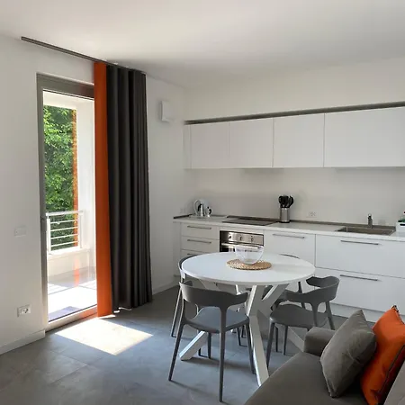 Sirmio - Darsena Apartment Sirmione